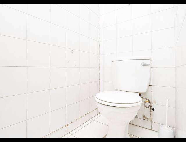 3 BEDROOM TOWNHOUSE FOR SALE IN ESSENWOOD